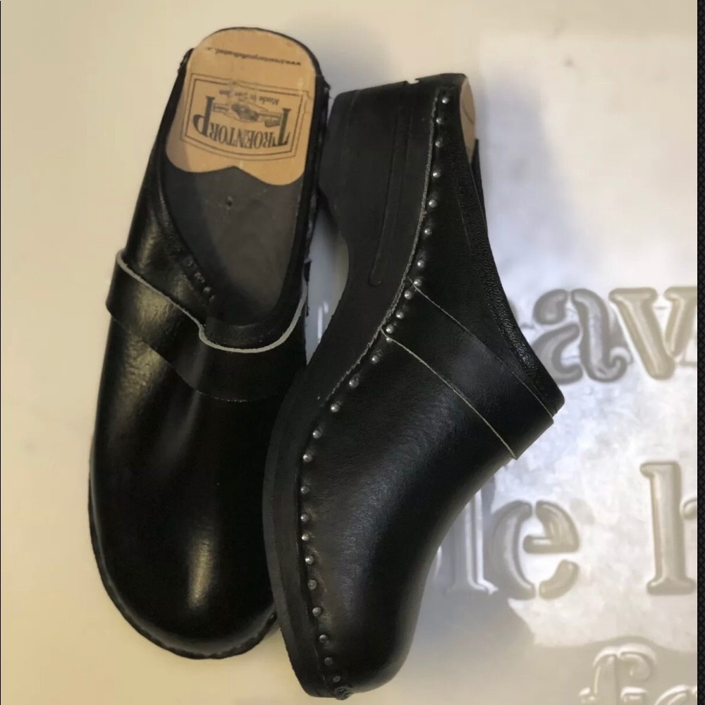 Troentorp Black Leather Swedish Clogs 38 Size 7.5